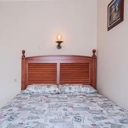 Apartment Manousos