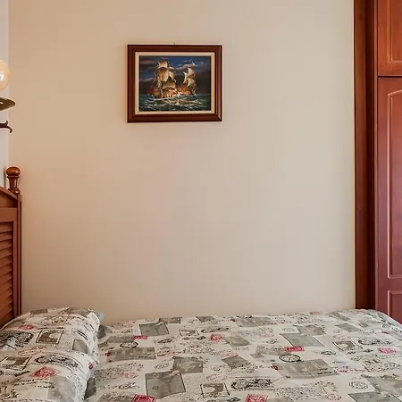 Apartment Manousos